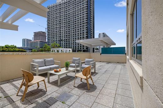 Komplex apartman Miami, Miami-Dade County