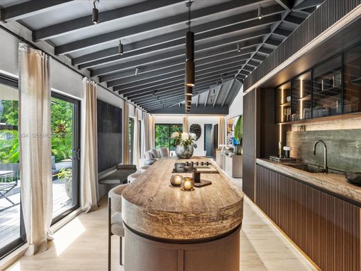 Villa Miami, Miami-Dade County