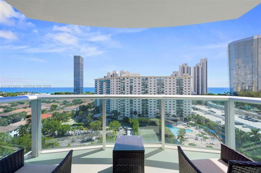 Residential complexes in Sunny Isles Beach, Miami-Dade