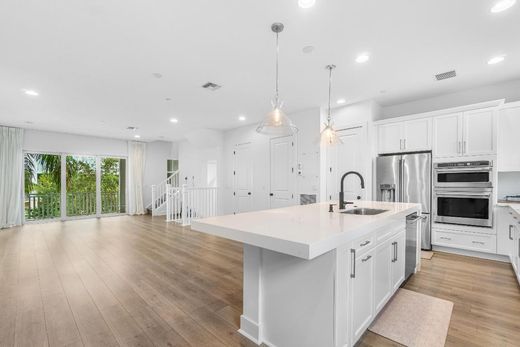 Townhouse in Palm Beach Gardens, Palm Beach