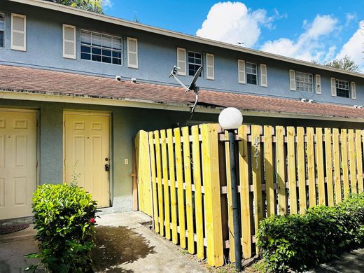 타운 하우스 / Palm Springs, Palm Beach County