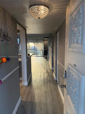 Жилой комплекс, Lauderhill, Broward County