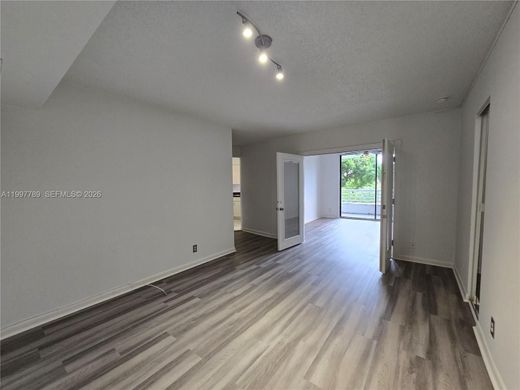 Жилой комплекс, Aventura, Miami-Dade County