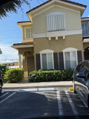 Townhouse in Miami Terrace Mobile Home, Miami-Dade
