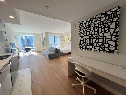 Residential complexes in Miami, Miami-Dade