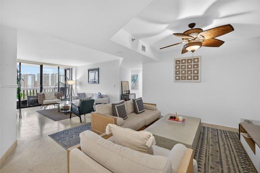 Complexes résidentiels à Aventura, Comté de Miami-Dade
