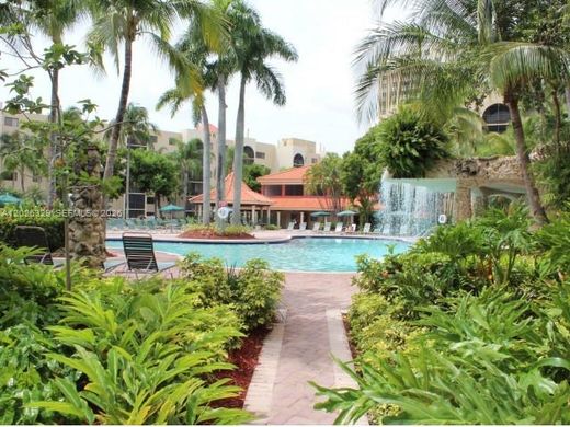 Residential complexes in Miami, Miami-Dade