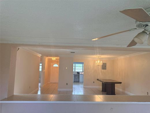 Villa en Miami Gardens, Miami-Dade County