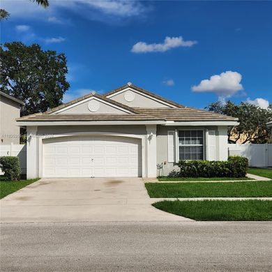 Villa Pembroke Pines, Broward County