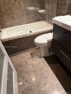 مجمع شقق ﻓﻲ Miami Beach, Miami-Dade County