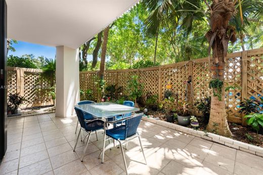 Residential complexes in Miami, Miami-Dade