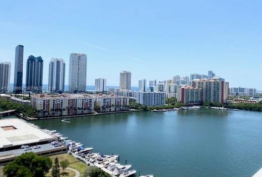 Residential complexes in Sunny Isles Beach, Miami-Dade