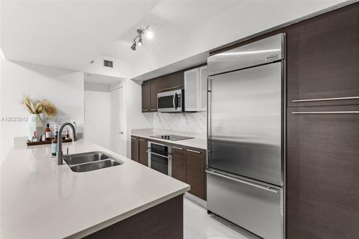 Complesso residenziale a Miami, Miami-Dade County