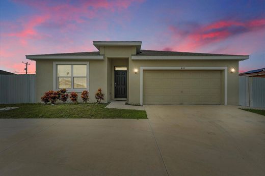 Villa in Port Saint Lucie, Saint Lucie County