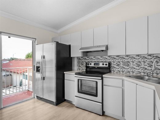 Residential complexes in Hialeah, Miami-Dade