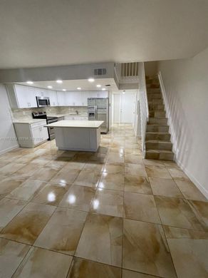 Townhouse in Miami, Miami-Dade