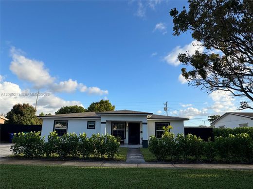 Villa en Miami Gardens, Miami-Dade County