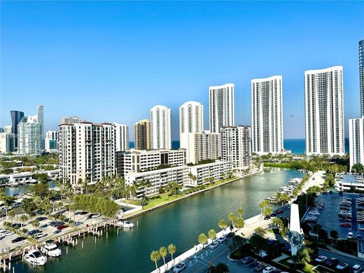 Wohnkomplexe in Sunny Isles Beach, Miami-Dade County