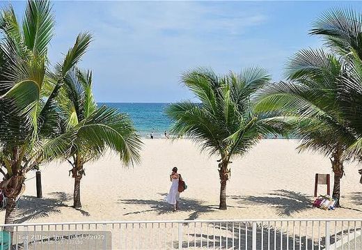 Residential complexes in Pompano Beach, Broward County
