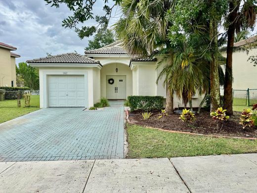 Villa in Pembroke Pines, Broward County