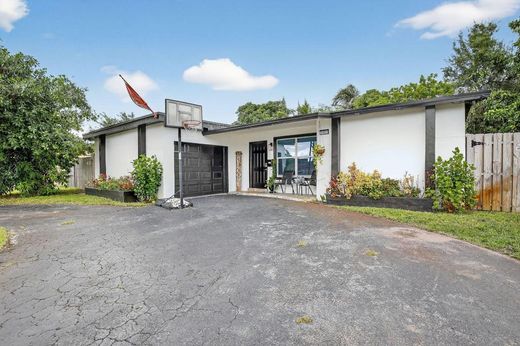 Villa in Sunrise, Broward County