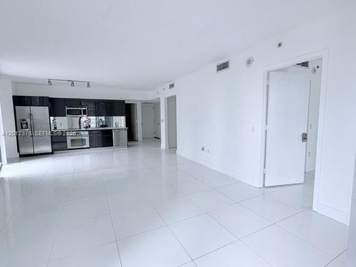 Complesso residenziale a Miami, Miami-Dade County
