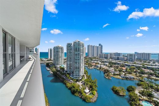 Жилой комплекс, Sunny Isles Beach, Miami-Dade County