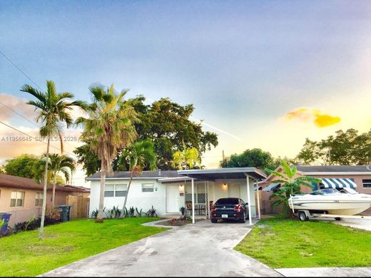 Villa in Hallandale, Broward County