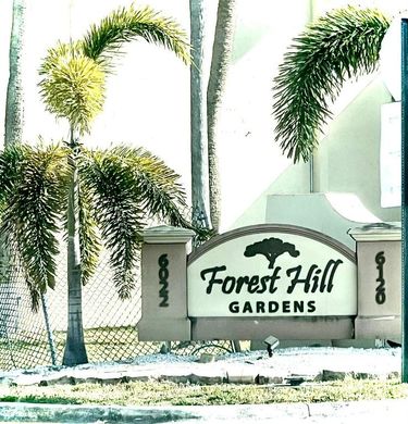 Residential complexes in West Palm Beach, Palm Beach