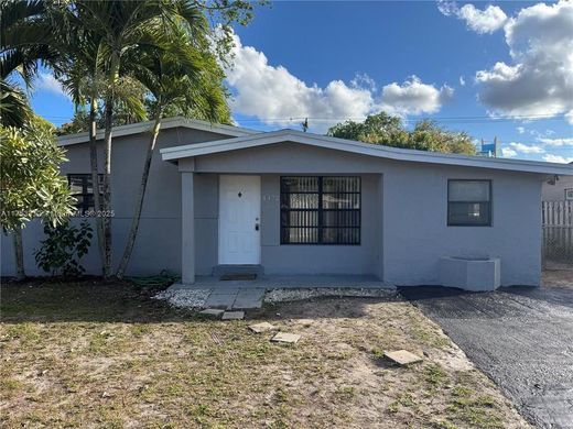 Villa - Dania Beach, Broward County