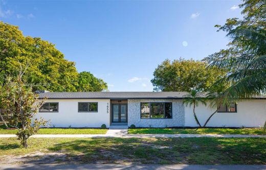 Villa in Hollywood, Broward County