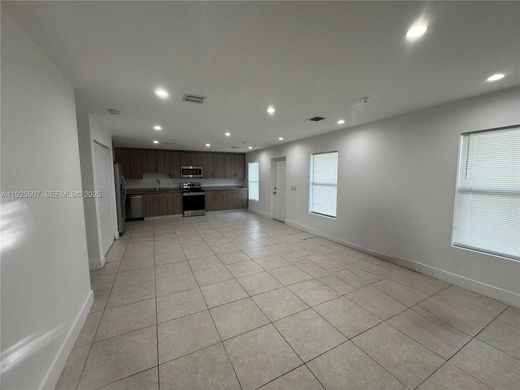 Complesso residenziale a Hallandale Beach, Broward County