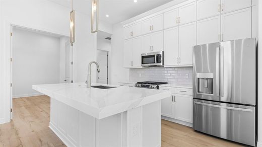 Villa Port Saint Lucie, Saint Lucie County