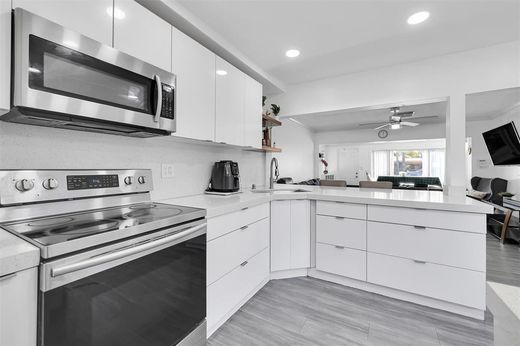 Villa in Hollywood, Broward County