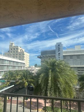 Жилой комплекс, Майами-Бич, Miami-Dade County