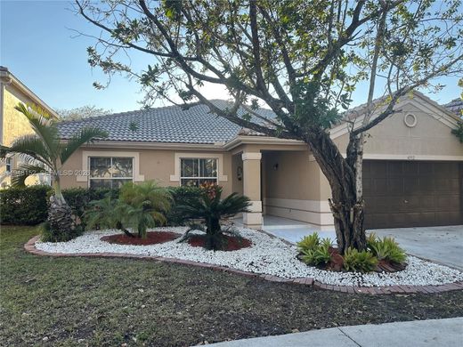 Villa in Weston, Broward County
