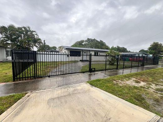 Villa à Miami Gardens, Comté de Miami-Dade