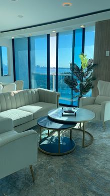 Residential complexes in North Bay Village, Miami-Dade