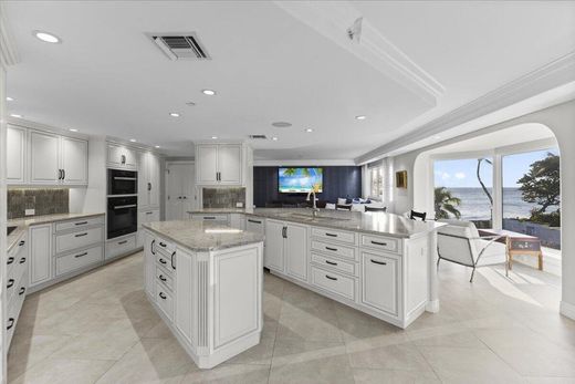 Townhouse in Highland Beach, Palm Beach