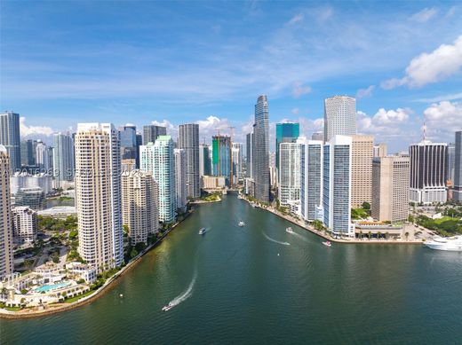 Residential complexes in Miami, Miami-Dade