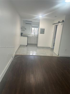 Complesso residenziale a Miami Beach, Miami-Dade County