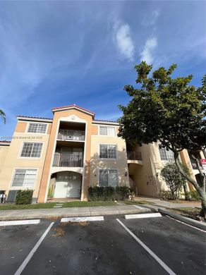 콘도미니엄 / Miramar, Broward County