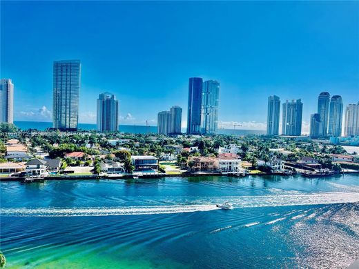 Residential complexes in Aventura, Miami-Dade