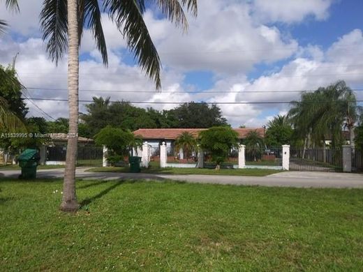 Villa North Miami, Miami-Dade County