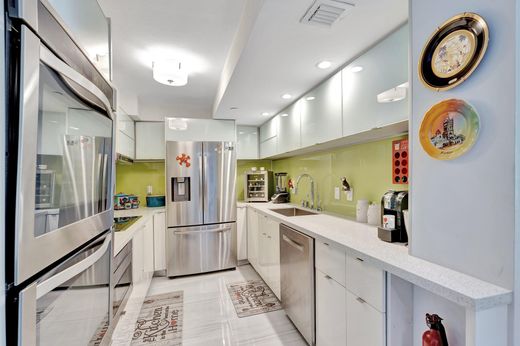Complesso residenziale a Lauderdale-by-the-Sea, Broward County