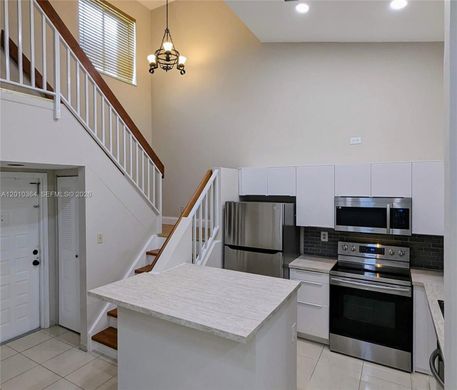 Residential complexes in Miami, Miami-Dade