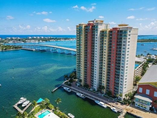 Wohnkomplexe in Riviera Beach, Palm Beach County