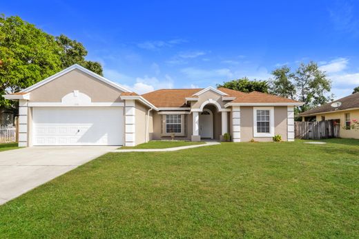 Villa in Port Saint Lucie, Saint Lucie County