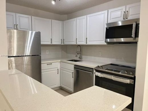 Komplex apartman Plantation, Broward County