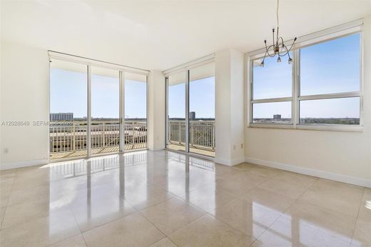 Residential complexes in Aventura, Miami-Dade